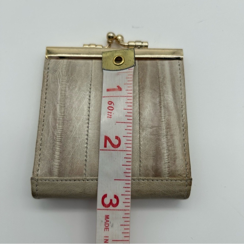 Vintage Eel Skin Beige Neutral Kiss-Lock Small Coin Purse - Picture 2 of 9